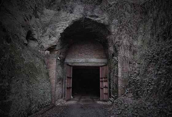 Tunnels.jpg